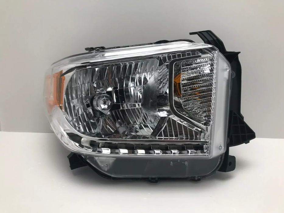 14-16 Toyota Tundra Passenger Right Halogen Headlight w/o Leveling Lamp